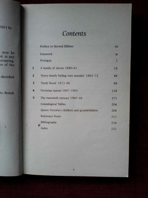 Queen Victoria`s children. by john van der kiste. S/C 2003