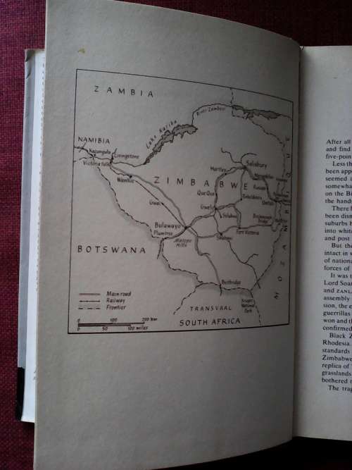 The last days of White Rhodesia by Denis Hills. H/C/ 1st 1981