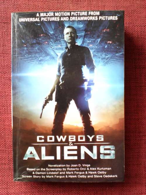 Cowboys and Aliens by Joan D Vinge. S/C. 369 pp.