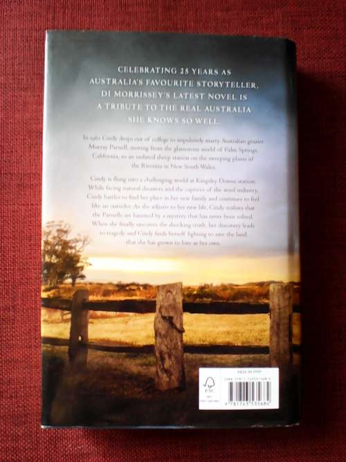 A Distant Journey by Di Morrissey. H/C. 392 pp.