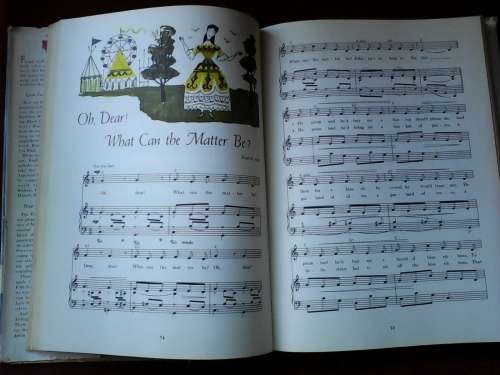 Fireside Book of Love Songs by Boni, Lloyd and Provensen. H/C. Large format. 324 pp.