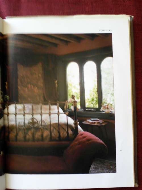 Windows by Jocasta Innes. H/C. Large format. 160 pp.