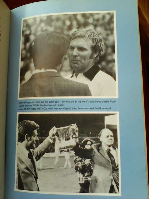 Just Like My Dreams by John Lyall. H/C. 248 pp. 1998