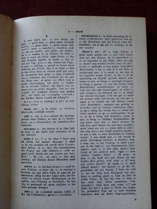 An English-German Dictionary of Idioms by Engeroff and Lovelace-Käufer. H/C. 313 pp.