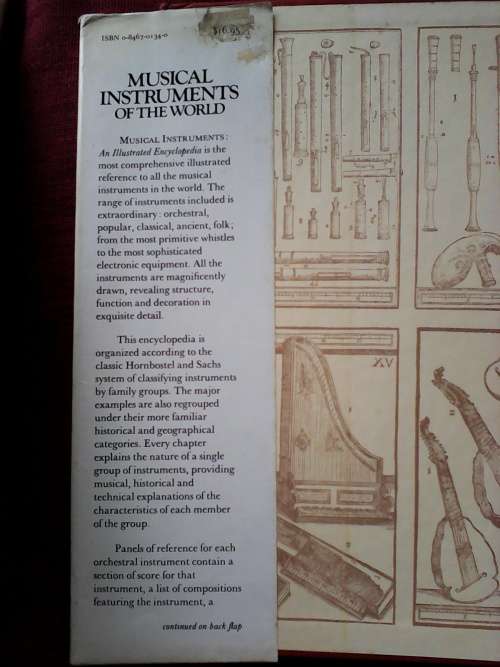 Musical Instruments of the World. 1976. H/C with jacket. Large format. 320 pp. 1,4 kg
