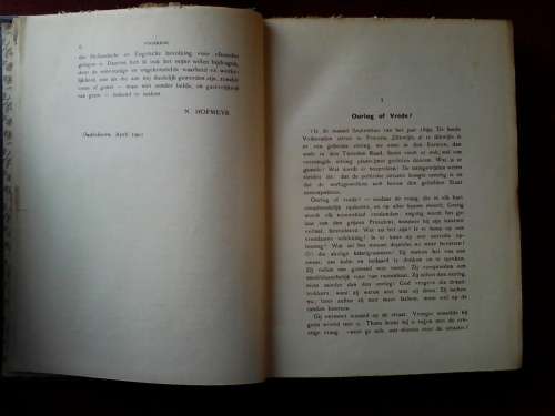 Zes Maanden bij de Commandos deur N Hofmeyr. 1903. H/B sonder omslag.