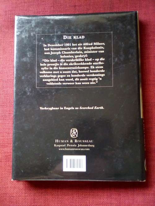 Verskroeide Aarde, red Fransjohan Pretorius. 1ste uitg 2001. H/B met omslag. Groot formaat. 292 pp.