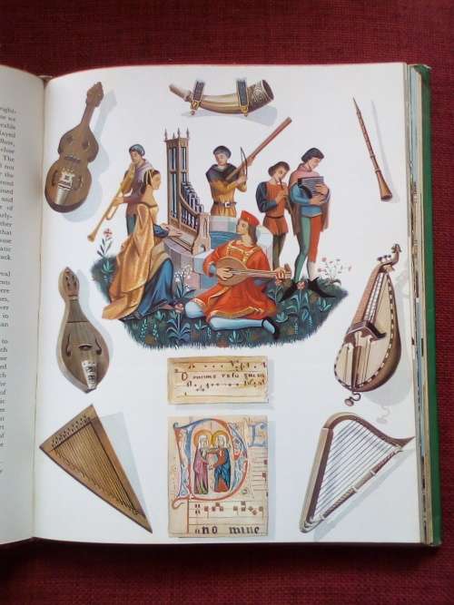 The Adventures of the Arts, Man´s Quest for Beauty. 1st 1962. H/C with jacket. Large format. 192 pp.