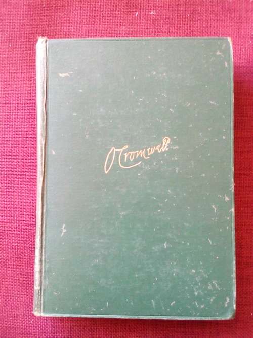 Oliver Cromwell by John Buchan. Reprint 1934. H/C. 554 pp.