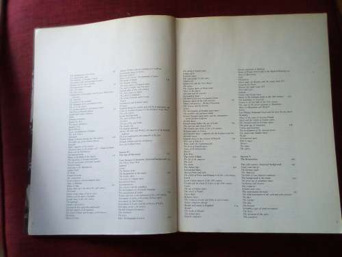 Larousse Encyclopedia of Music. Editor: Geoffrey Hindley. Reprint 1974. S/C. 576 pp.