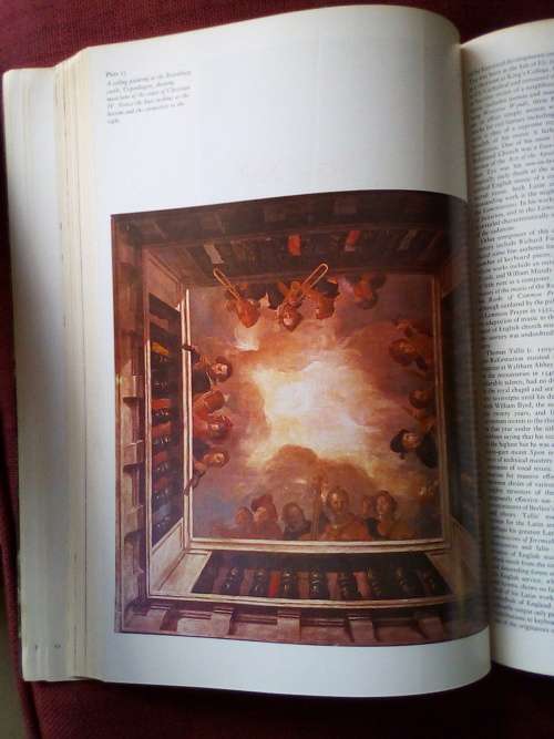 Larousse Encyclopedia of Music. Editor: Geoffrey Hindley. Reprint 1974. S/C. 576 pp.