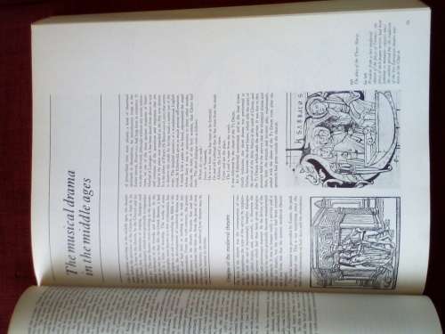 Larousse Encyclopedia of Music. Editor: Geoffrey Hindley. Reprint 1974. S/C. 576 pp.