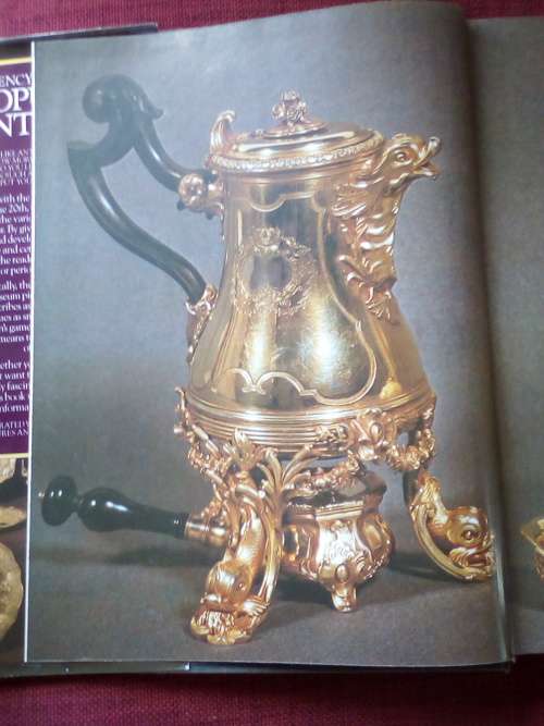 The Encyclopedia of Popular Antiques. General Editor Michael Carter. 1st 1980. H/C with jacket.