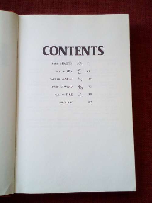 Kensei by Steven Schlossstein. 1st 1984. H/C with jacket. 330 pp.