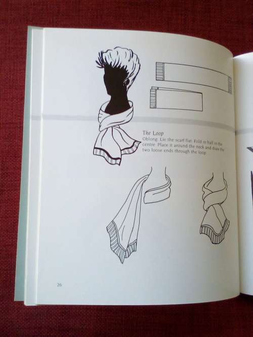 Scarves and Other Accessories by Averil Spender. 1st 1989. S/C. 75 pp.