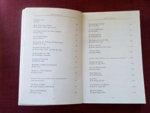 The Fireside Treasury of Light edited by Mary Olsen Kelly. 1st 1990. S/C. 381 pp.