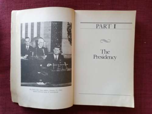 `Let the Word Go Forth´: The Speeches, Statements, and Writings of John F Kennedy, 1947 to 1963. S/C