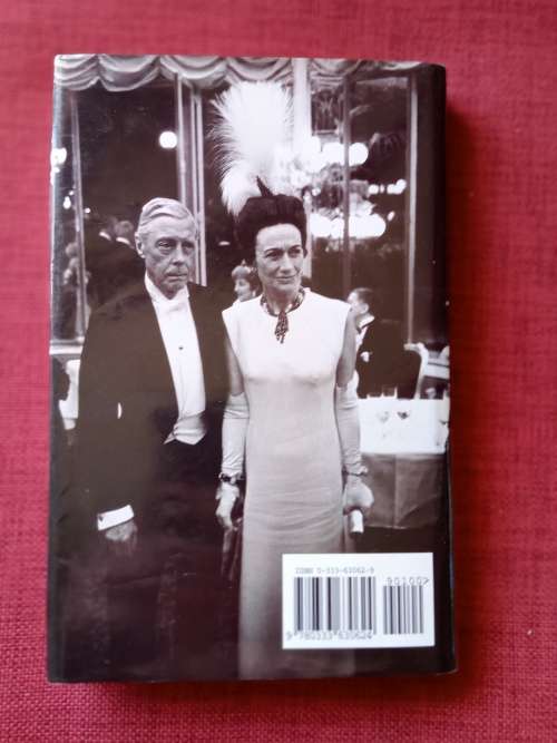 The Last of the Duchess by Caroline Blackwood. 1st edition 1995. H/C with jacket. 230 pp.