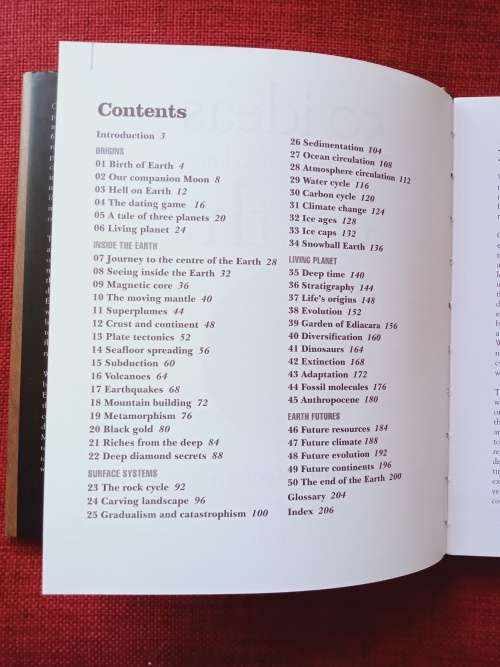 50 Ideas You Really Need To Know: Earth by Martin Redfern. 1st edition 2012. H/B. 208 pp.