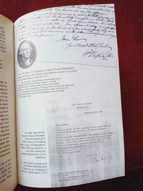 For the President´s Eyes Only by Christopher Andrew. 1st paperback edition 1996. 660 pp.