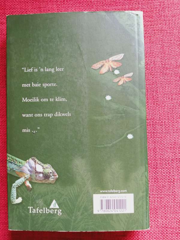 Toorbos deur Dalene Matthee. Eerste sagtebanduitgawe 2003. Puik toestand. 311 pp.