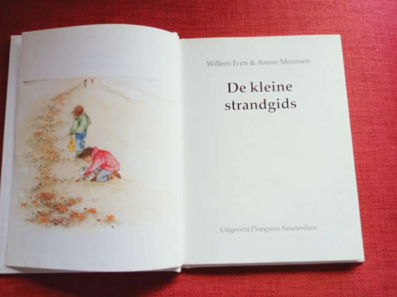 De Kleine Strandgids door Willem Iven & Annie Meussen. Nederlands. 1996. H/B. 80 pp.