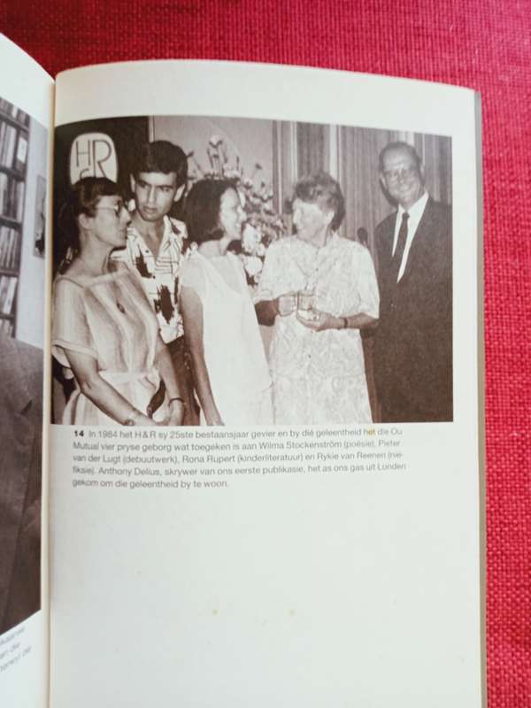 Koos Human: ´n Lewe met Boeke. Eerste uitgawe 2006. Sagteband. 176 pp.