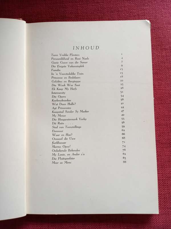 Met Liefde van Katinka deur Annie van Niekerk. 1946. Groot formaat. H/B met omslag. 127 pp.
