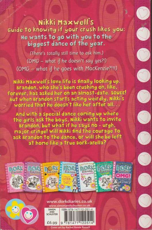 Dork Diaries Holiday Heartbreak paperback book girl teen teenager reading 346 pages