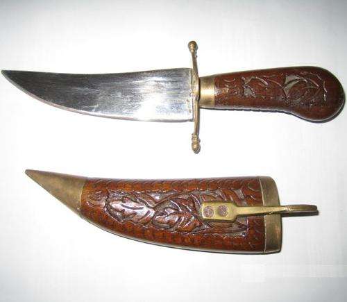 HIGHLY COLLECTABLE ARABIAN DAGGER- LEATHER AND BRASS ESTATE 00166-2