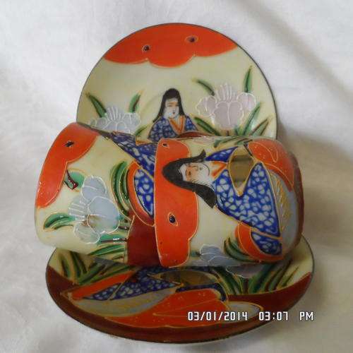EXQUISITELY HAND PAINTED JAPANESE CUPS AND SAUCERS X 2