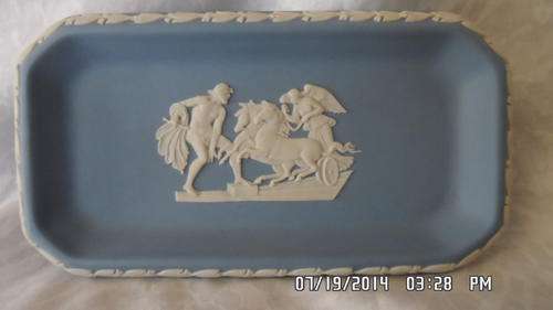 LOVELY WEDGEWOOD  DRESSING TABLE TRAY.