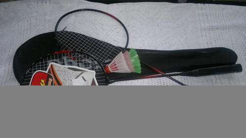 Badmington Set with 3 Shuttles