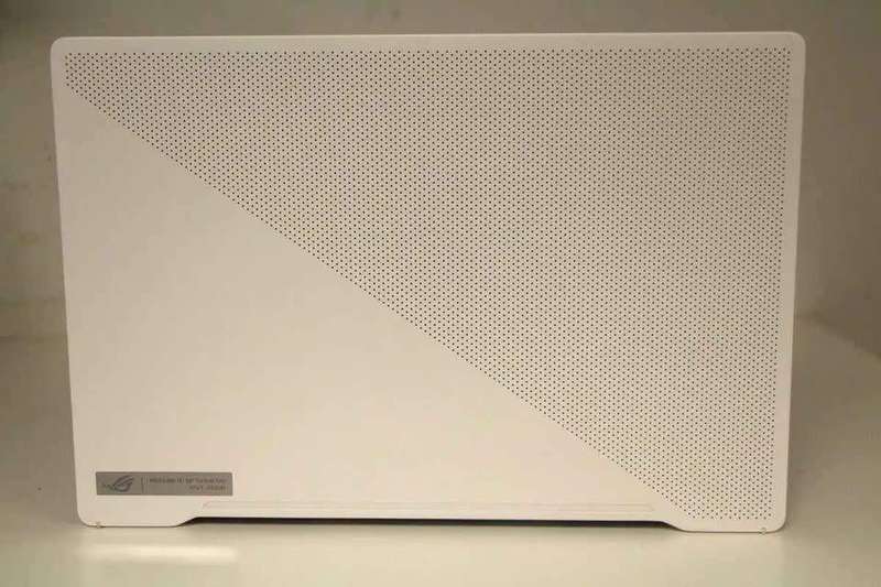 Asus ROG Zephyrus G14 Gaming (AMD Ryzen 9 4900HS, RAM 16 GB, 1 TB SSD, RTX 2060)