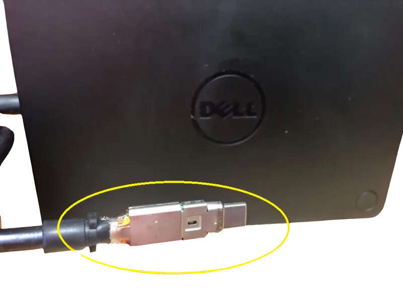 Dell Business Dock WD15 - Docking Station With Power Adapter