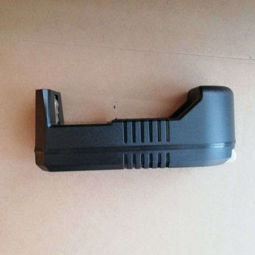 Universal Charger For 3.7V 10440 14500 16340 17335 17500 17670 18500 18650 Rechargeable Batteries