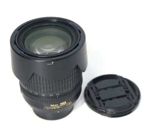 Nikon AF-S 18-135mm f/3.5-5.6G ED DX LENS