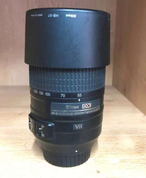 Nikon AF-S 55-300mm f/4.5-5.6G ED DX VR LENS