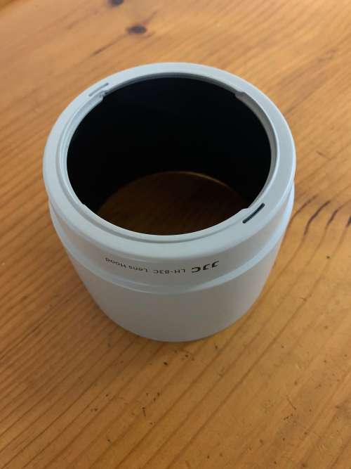 Generic used Lens Hood for Canon EF 100-400mm f/4-5.6L USM IS Lens WHITE
