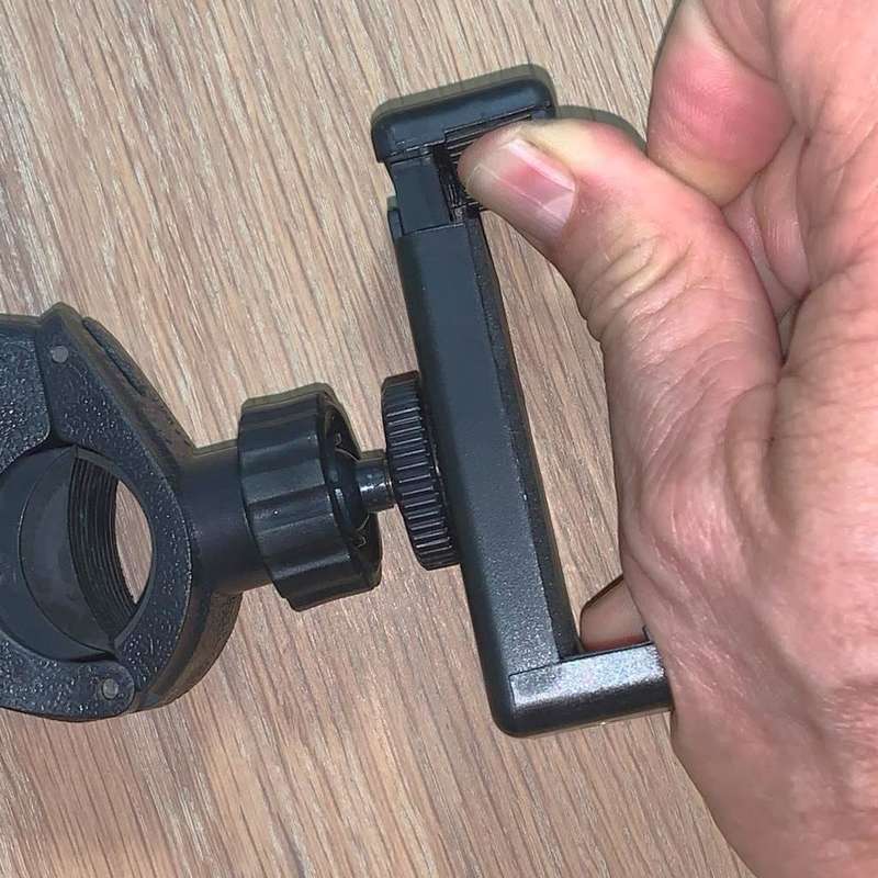 BICYCLE / BIKE HANDLEBAR SEATPOST POLE MOUNT WITH BRACKET (CLAMP) FOR CELLPHONE, SPORTSCAMERA