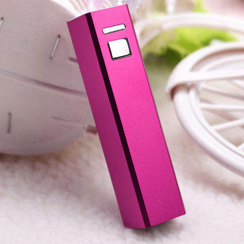 Portable USB Mobile Battery Bank Charger for Cellphone, IPod, IPad, etc
