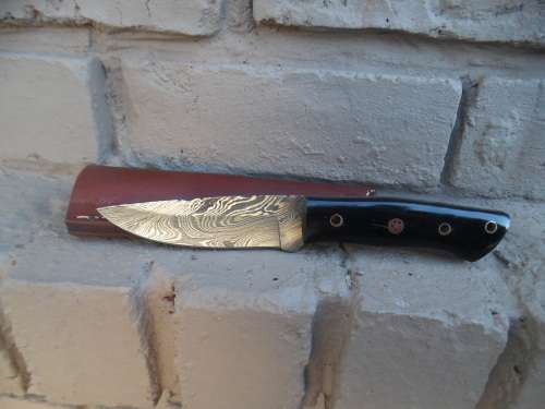Handmade Damascus Steel Hunting Knife