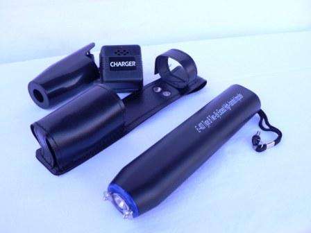 Stun Gun 800 000 volts Ideal for HOME and CARS