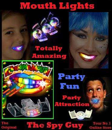 Flashing Mouth Piece Totally Amazing Party Attraction Lights up Your Mouth at Night