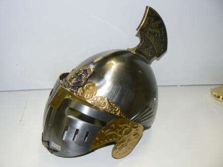 Chariot (GOLD) Dragon Knight Battle Helmet