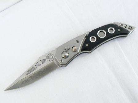 Yin Xiang Golden Elephat Flick Knife