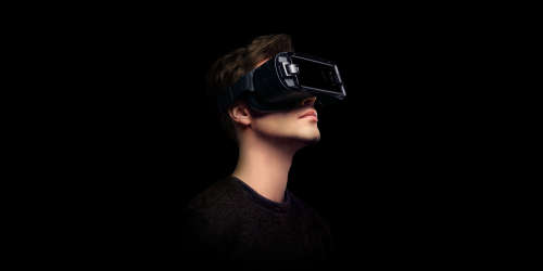 Samsung Gear VR 2 + Controller | Virtual Reality Headset | Color:Blue Black **Retails R2500,00***