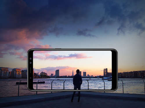 Samsung Galaxy A8 (IP68 dust / water proof)