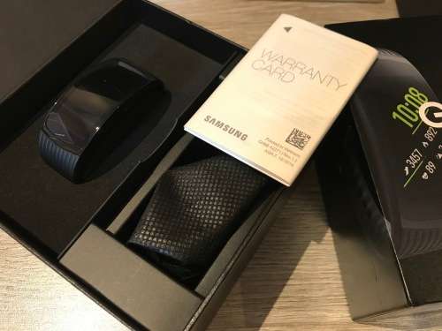 Samsung Gear Fit 2 Pro - GPS / HRM  (Local Stock-Open Box) SM-R365