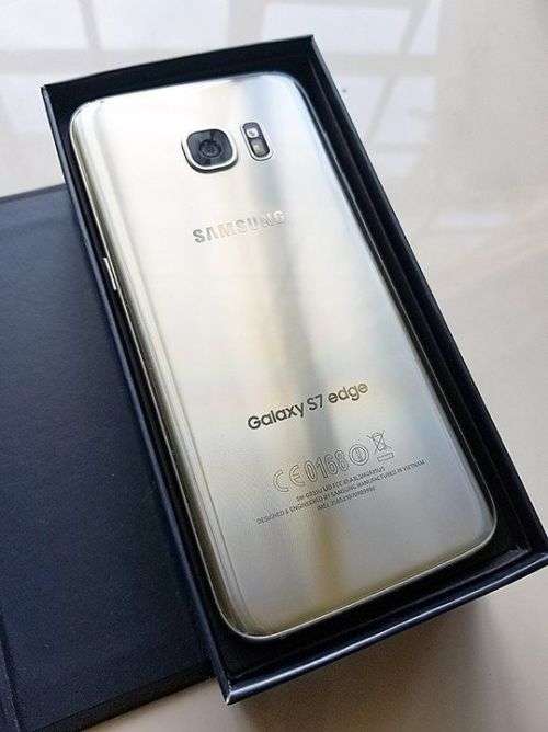 Samsung Galaxy S7 Edge, Silver Titanium (Local Stock)
